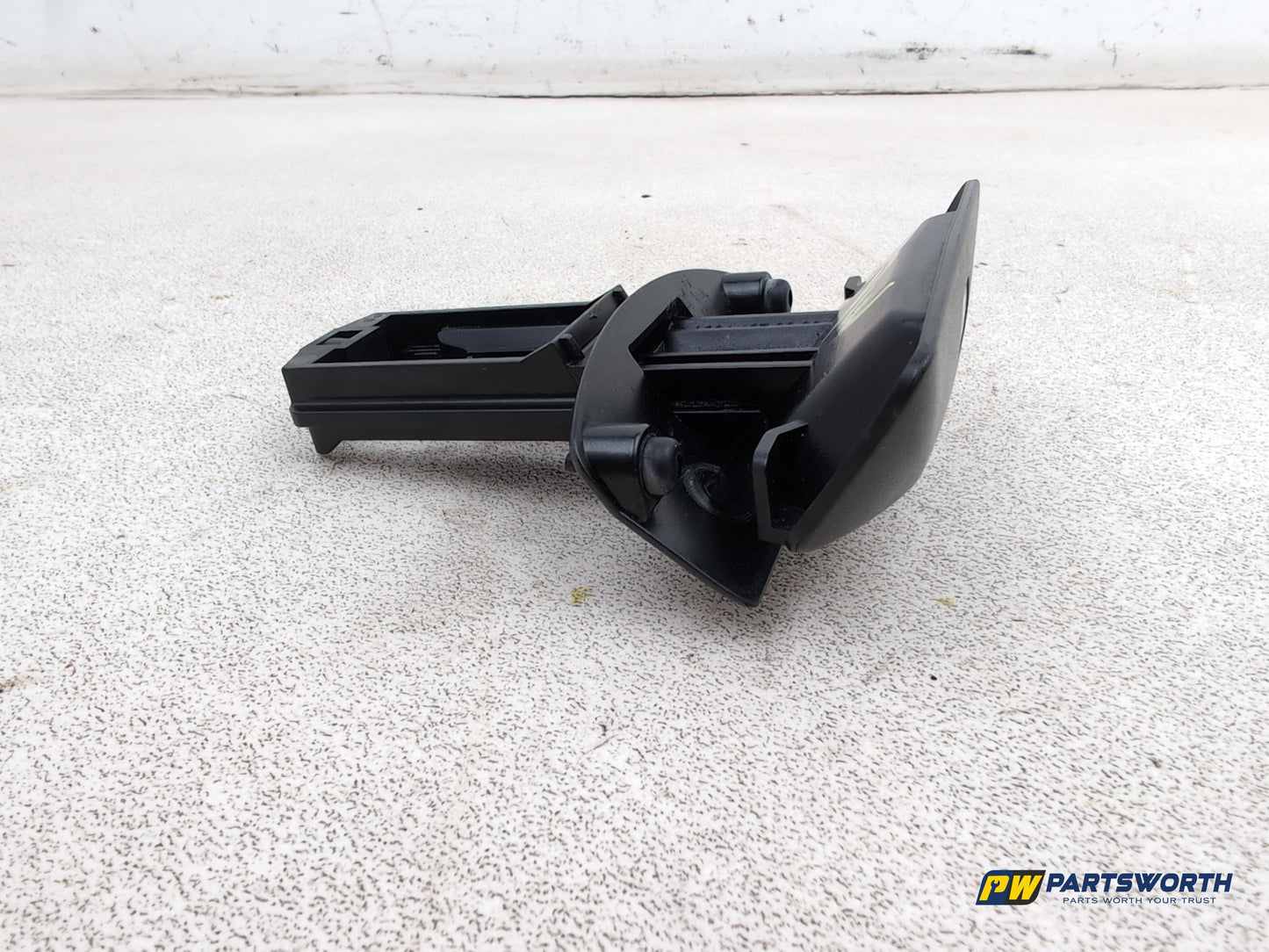 Mercedes-Benz E220 W212 E-Calss Handbrake Pull Lever A2044200177 2009-2016 - photo 3