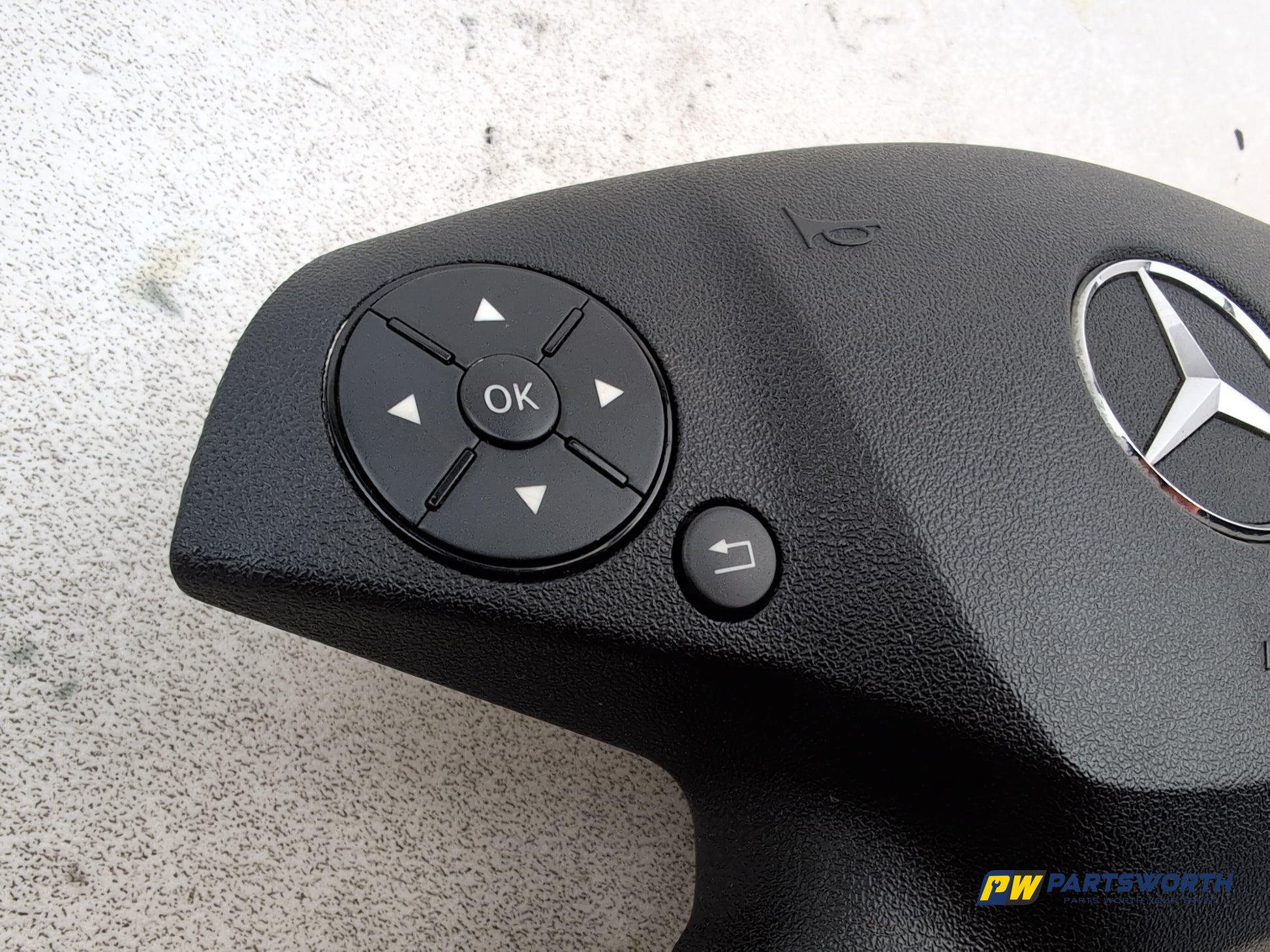 Mercedes-Benz E220 E-Class W212 Saloon Steering Wheel Cover 62320331c - photo 10