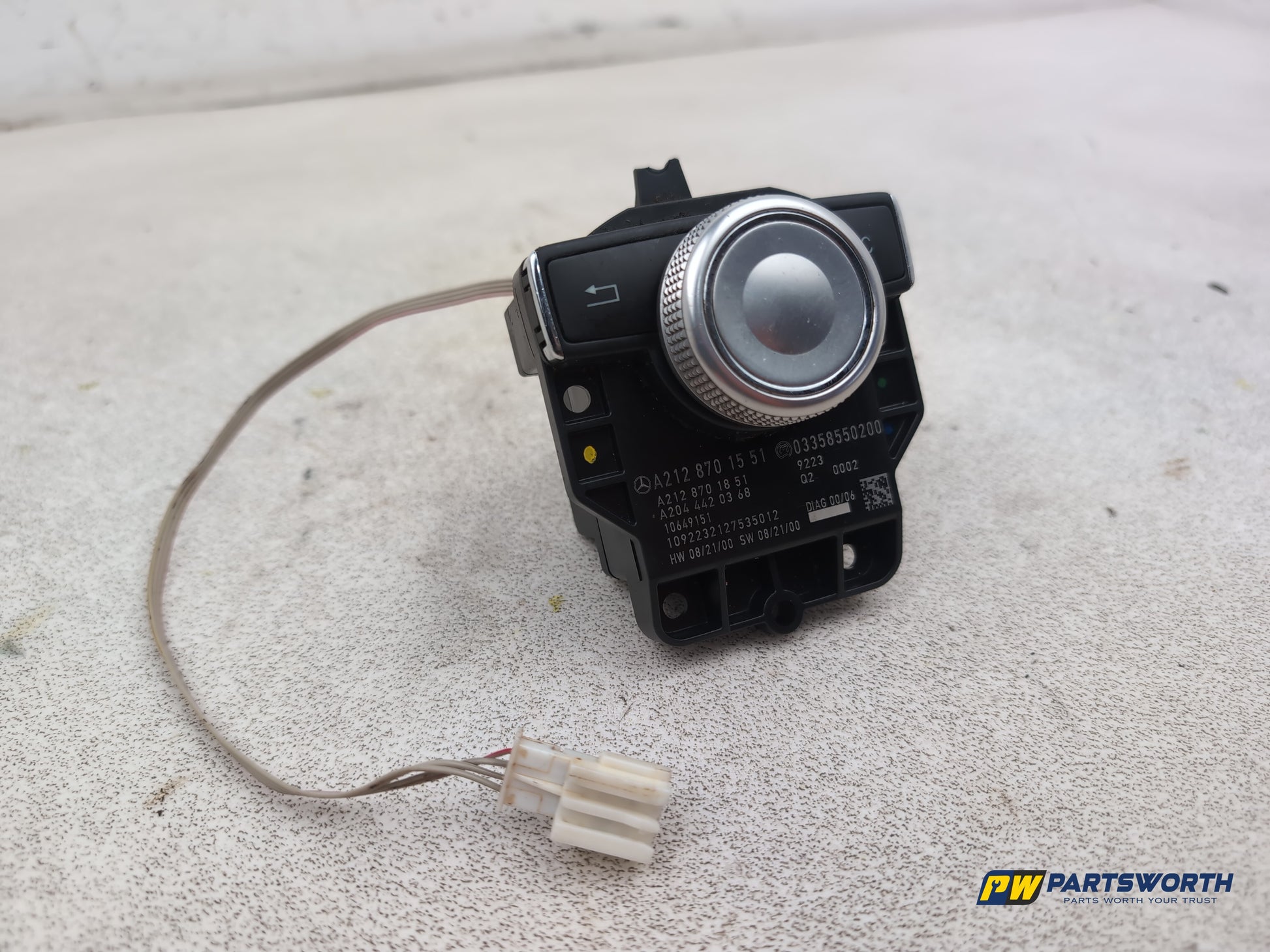 Mercedes-Benz E220 E-Calss W212 Multimedia Control Switch A2128701551 2009-2016 - photo 3