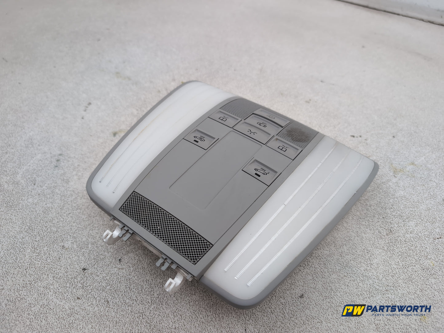 Mercedes-Benz E220 E-Class W212 Interior Reading Light A2129060100 2009-2013 - photo 10