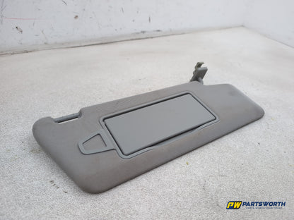 Mercedes-Benz E220 E-Class W212 Saloon Sun Visor Rh Driver Side 2009-2016 - photo 9