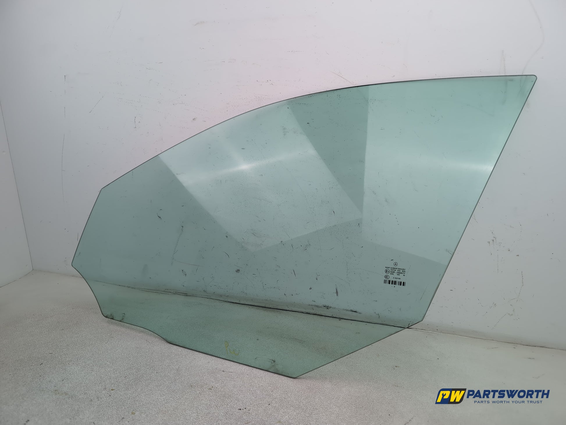Mercedes-Benz E220 E-Class W212 Saloon Door Glass Front Lh Passenger Side - photo 9