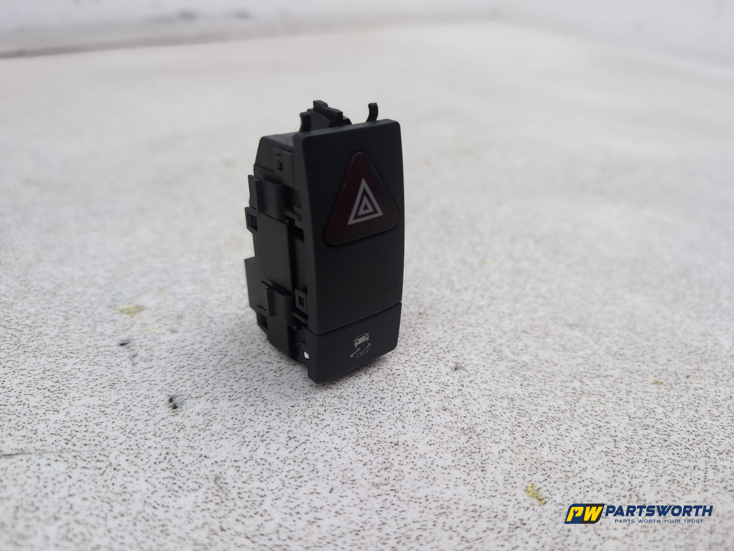 Mercedes-Benz E220 E-Class W212 Hazzard Light Switch A2128207210 2009-2016 - photo 3