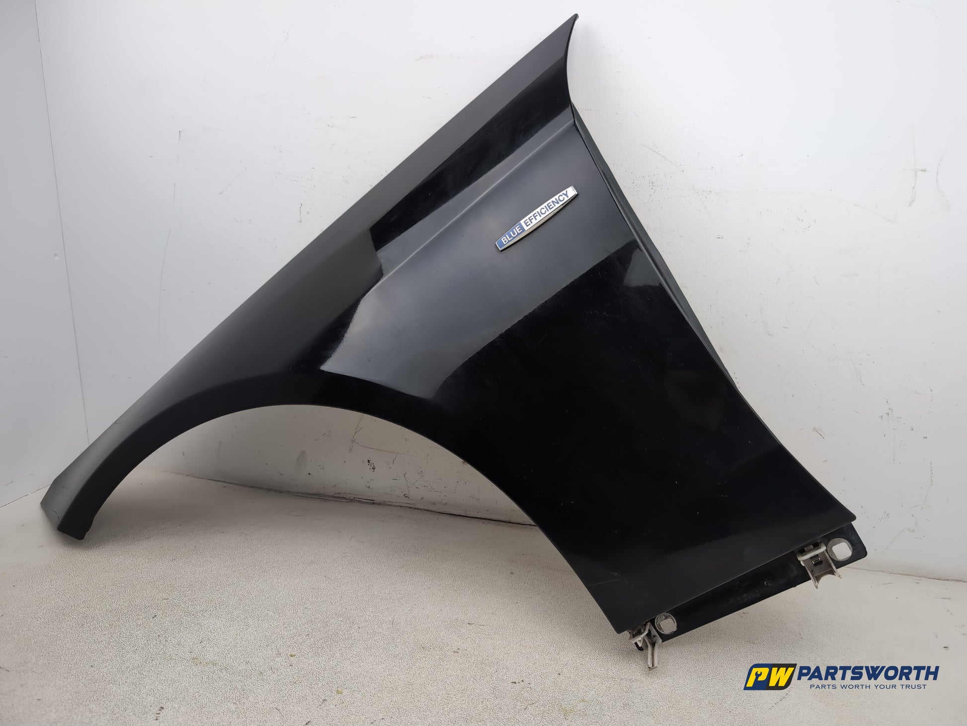 Mercedes-Benz E220 E-Class Saloon Wing Front Passenger Side Obsidian Black C197 - photo 3