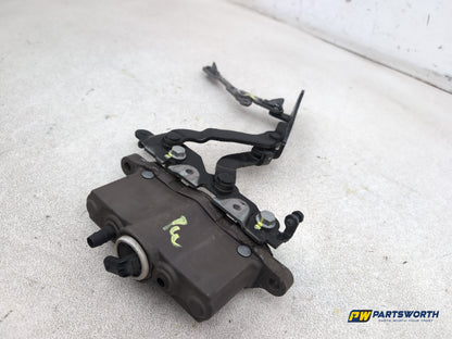 Mercedes-Benz E220 E-Class W212 Saloon Bonnet Hinge Rh Driver Side A2048800228
