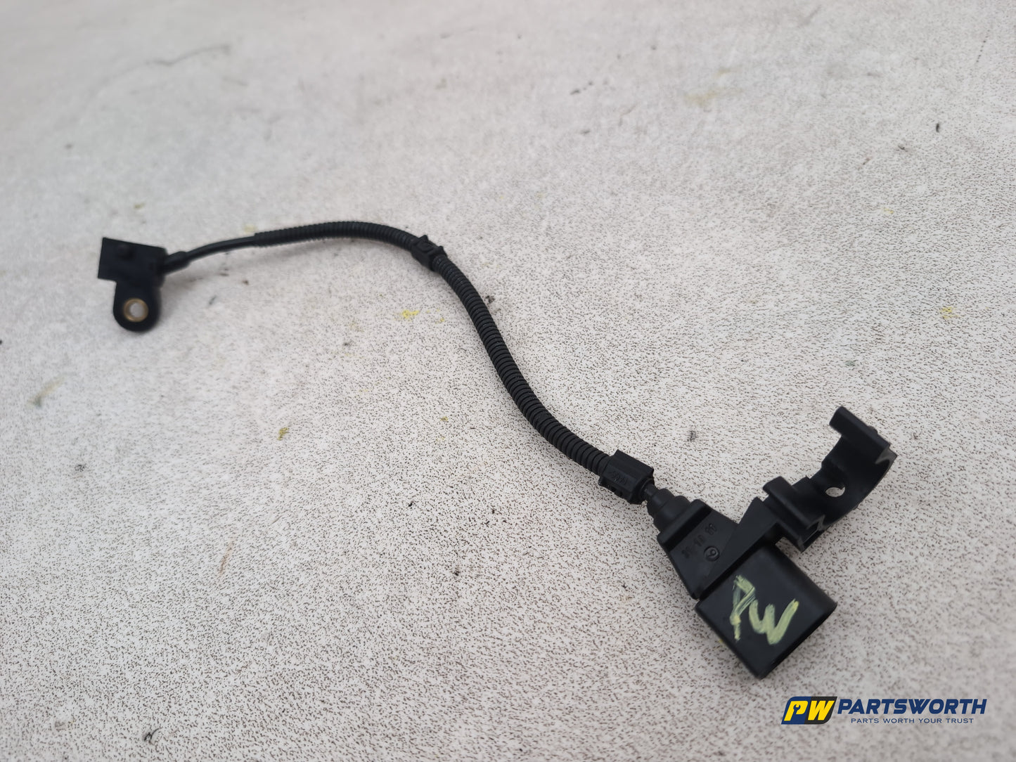 Audi A1 Contrast Edition Tdi E-Class W212 1.6l Diesel Camshaft Position Sensor - photo 3