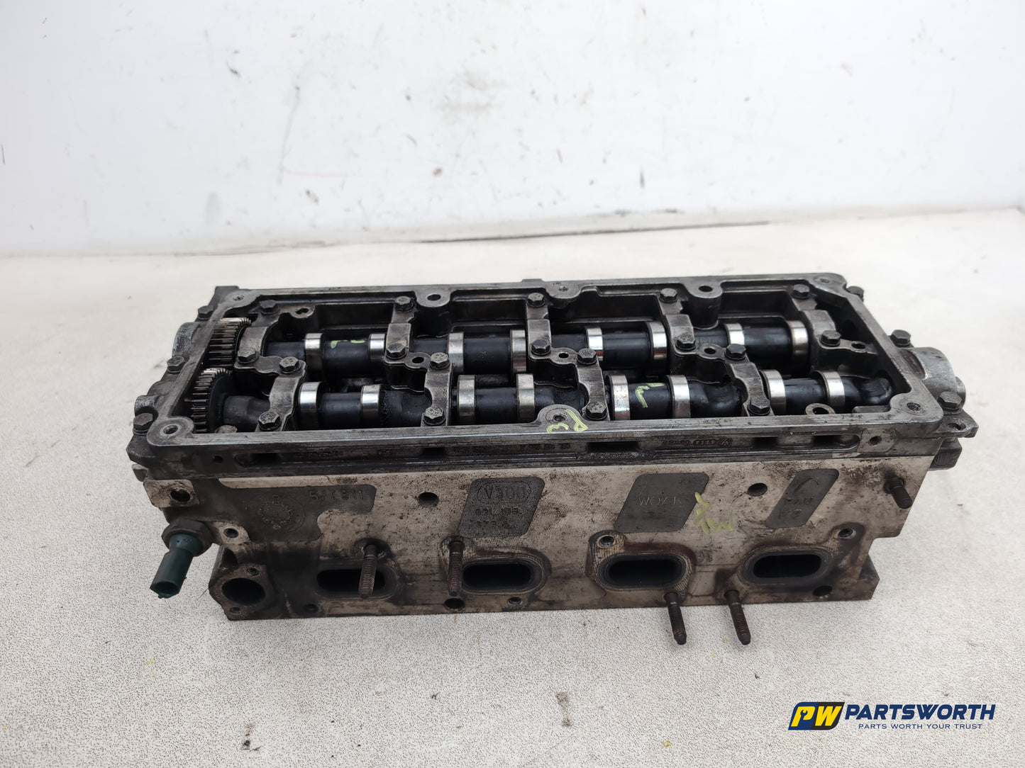 Audi Vw Skoda Seat 1.6l Diesel Cylinder Head With Camshafts 03l103373a 2008-2012 - photo 9
