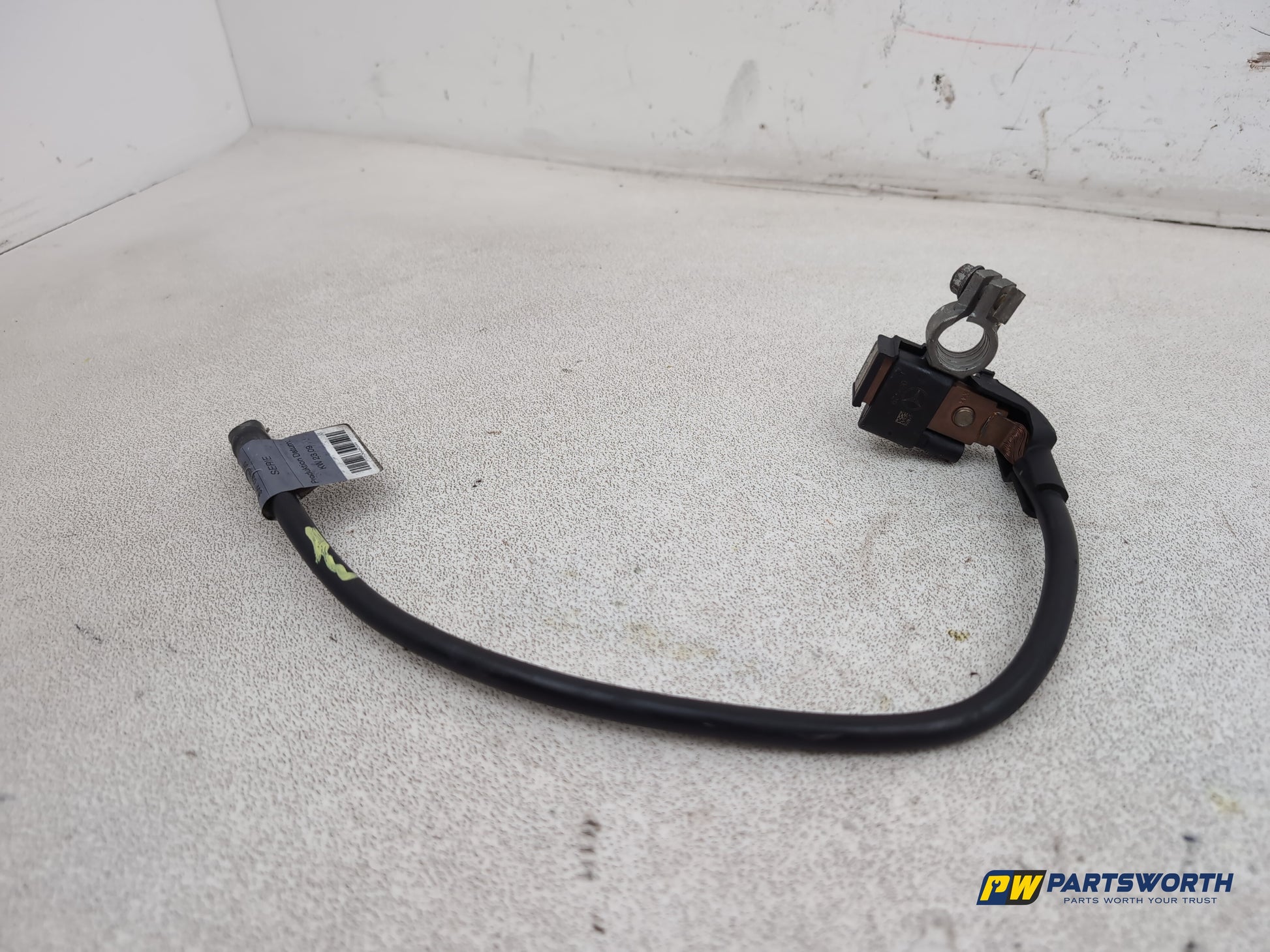 Mercedes-Benz E220 E-Class W212 Negative Battery Terminal Cable A2045421518 - photo 3