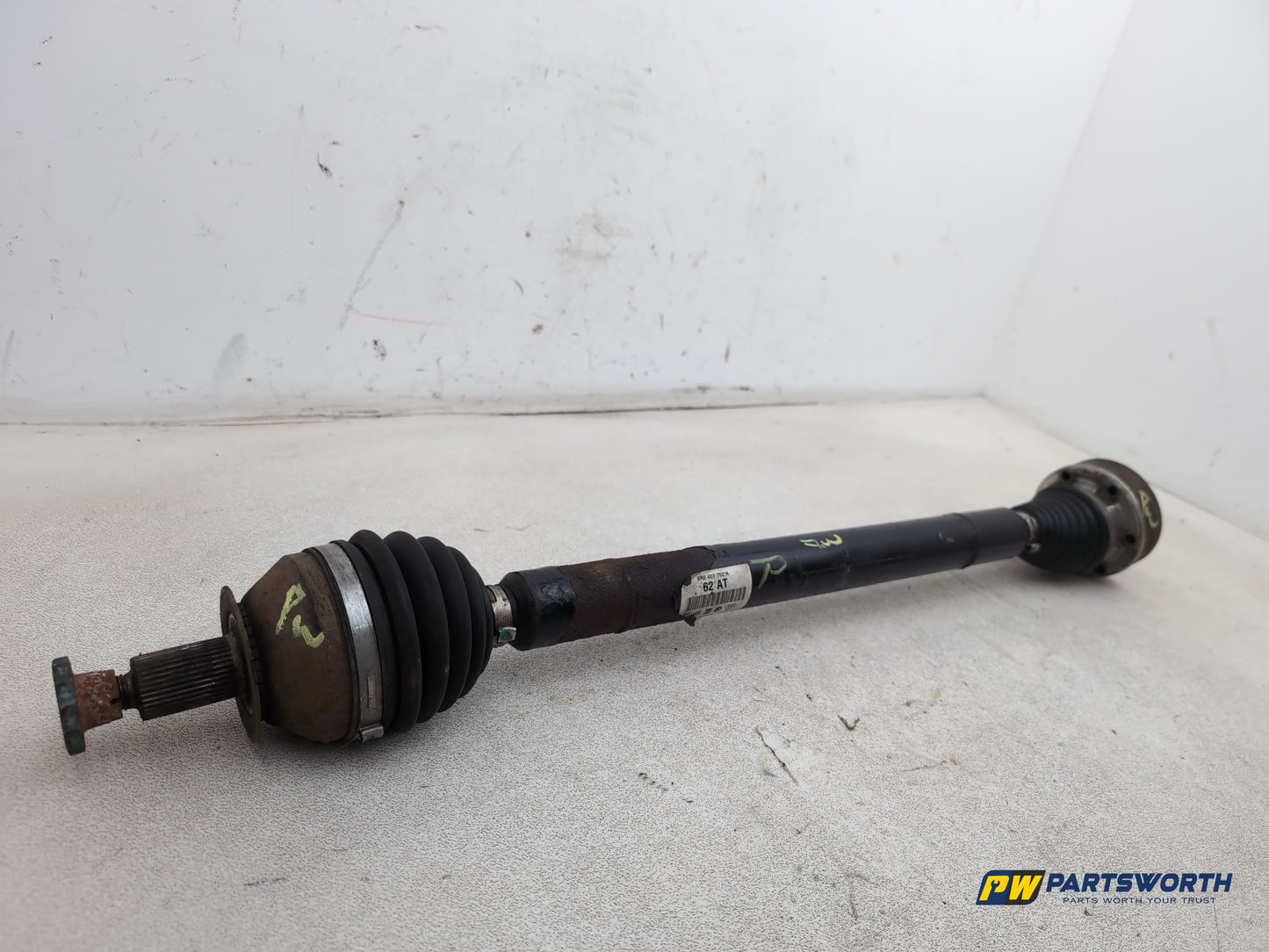 Audi A1 Contrast Tdi Driveshaft Front Rh Driver Side 6r0407762a 2008-2012 - photo 9