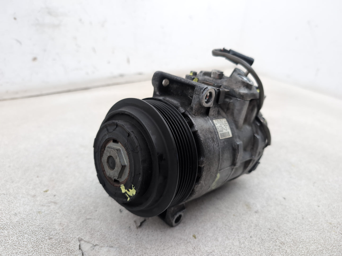 Mercedes-Benz E220 W212 Air Conditioning Compressor Pump A0022303111 - photo 3