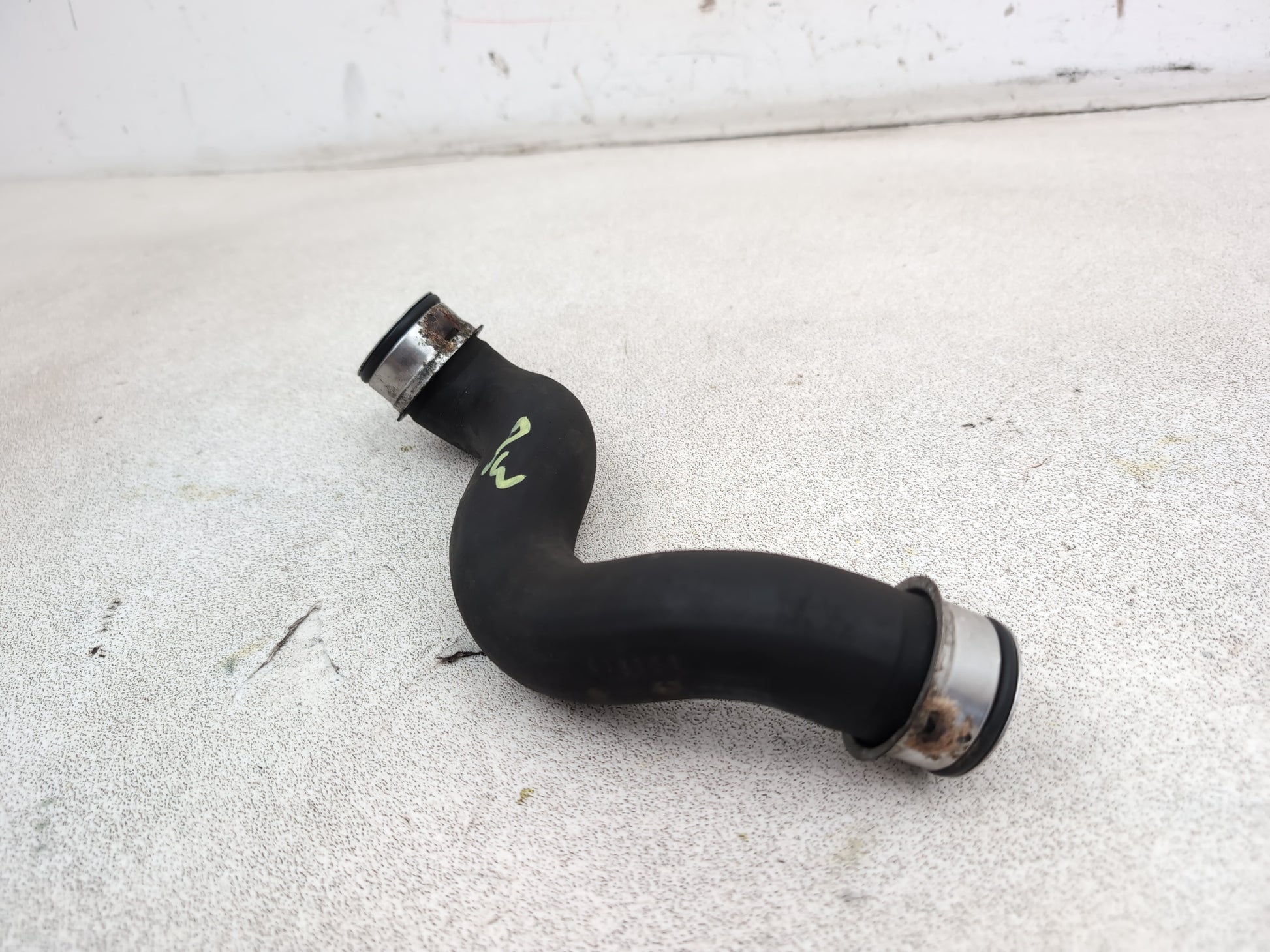 Mercedes-Benz E220 W212 Blueef-Cy Radiator Coolant Pipe Hose A2045011682 - photo 3