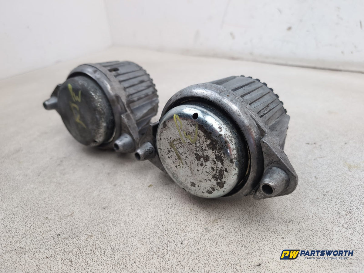 Set Of Engine Mounts LH + RH 3