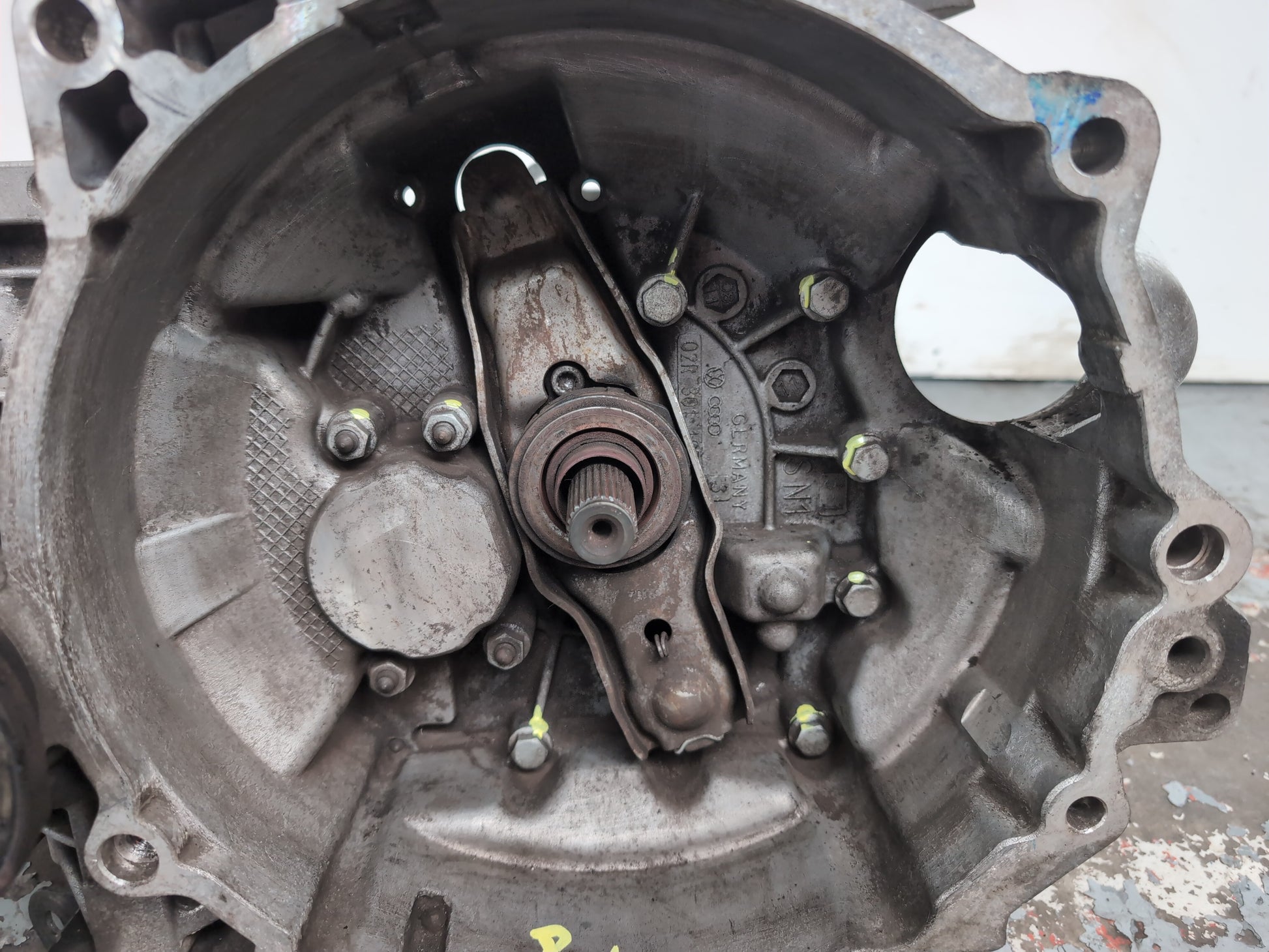 Audi A1 Contrast Edition Tdi 1.6l Diesel Manual Gearbox Assembly 02r301103 Cayc - photo 3