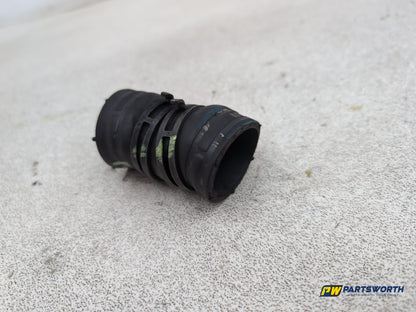 Mercedes-Benz E220 E-Class W212 Coolant Hose Pipe Connector 2009-2016 - photo 3