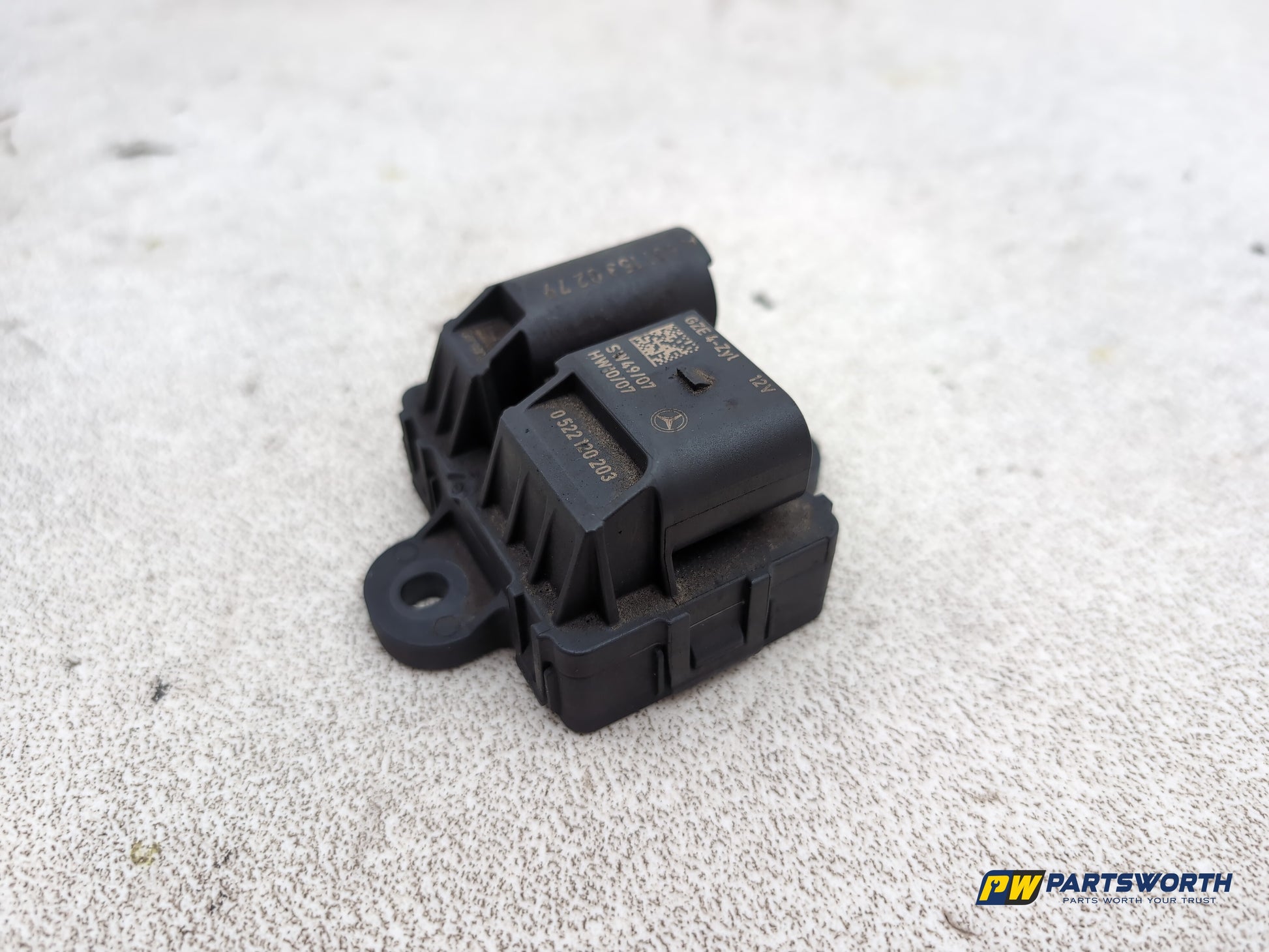 Mercedes-Benz E220 E-Class W212 Glow Plug Relay Module A6511530279 2009-2016 - photo 9