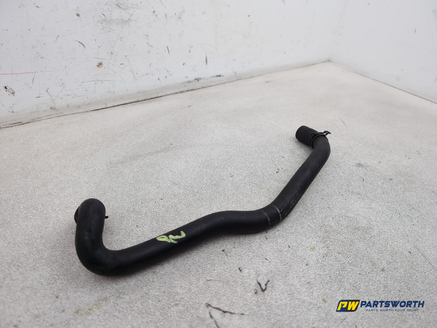 Mercedes-Benz E220 E-Class W212 Coolant Hose Pipe A2048305996 2009-2016 - photo 3