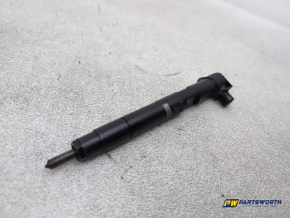 Mercedes-Benz E220 E-Class W212 2.1l Diesel Fuel Injector Om 651.924 A6510704987 - photo 3