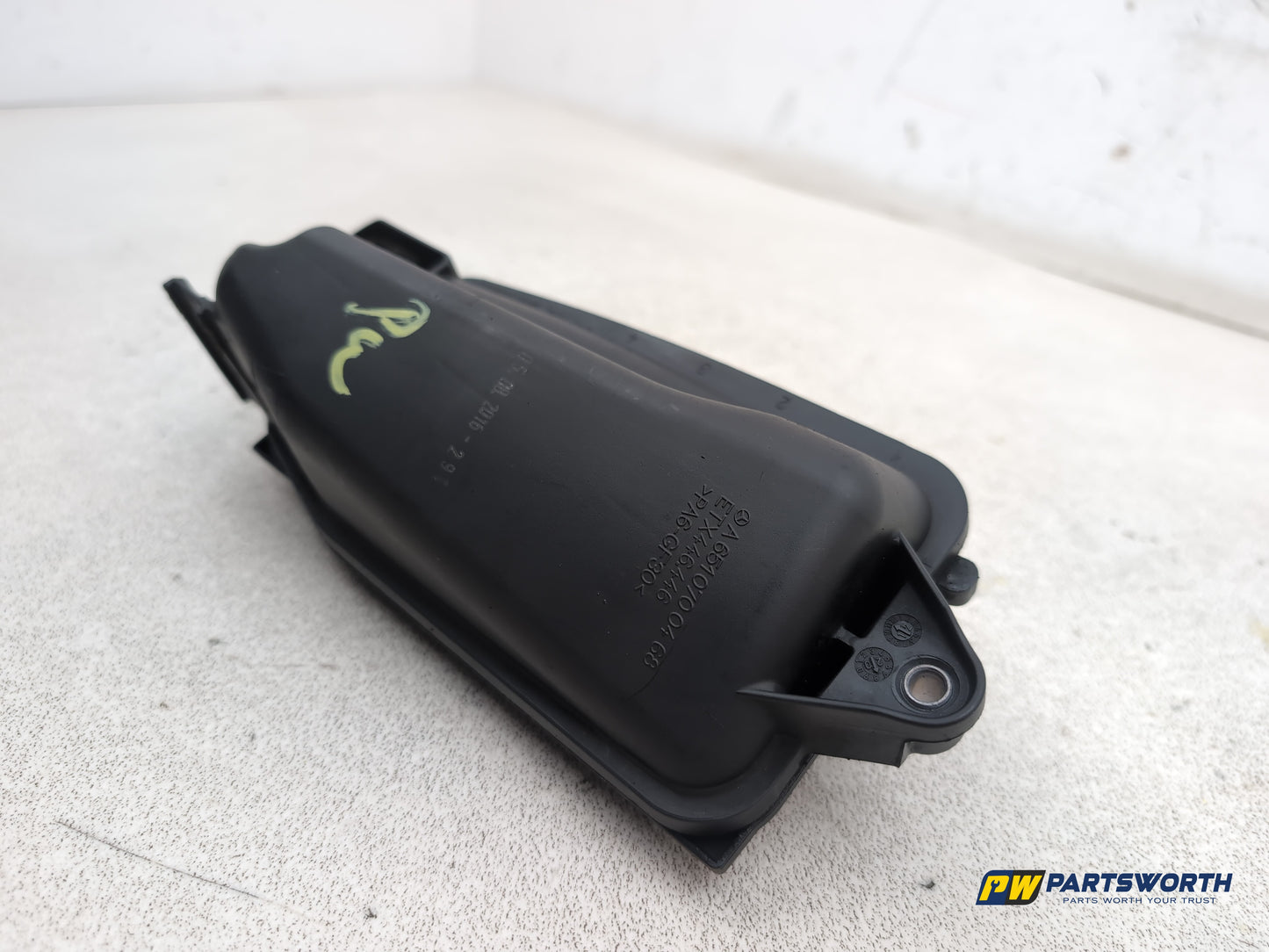 Mercedes-Benz E220 E-Class W212 2.1l Diesel Vacuum Container Tank A6510700468 - photo 3