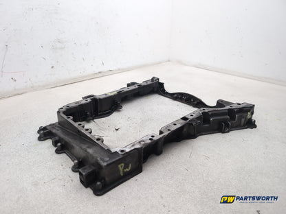 Mercedes-Benz E220 E-Class W212 Engine Oil Pan Upper A6510140202 2009-2016 - photo 3