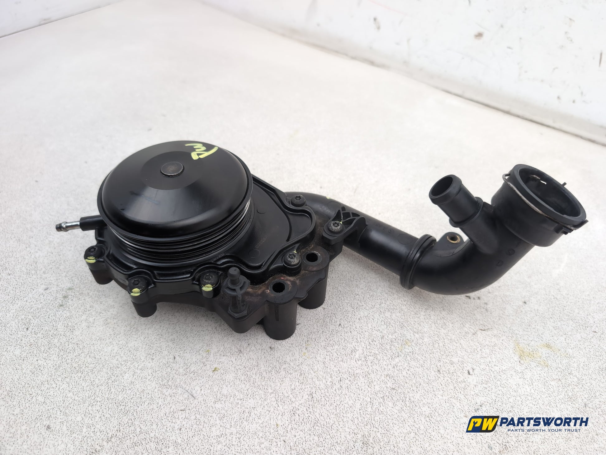 Mercedes-Benz E220 E-Class W212 1.2 Diesel Water Pump Housing A6512002001 - photo 3
