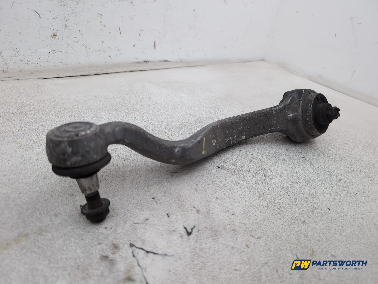 Mercedes-Benz E220 E-Class W212 Lower Arm Wishbone Front Left Side 2009-2013 - photo 3