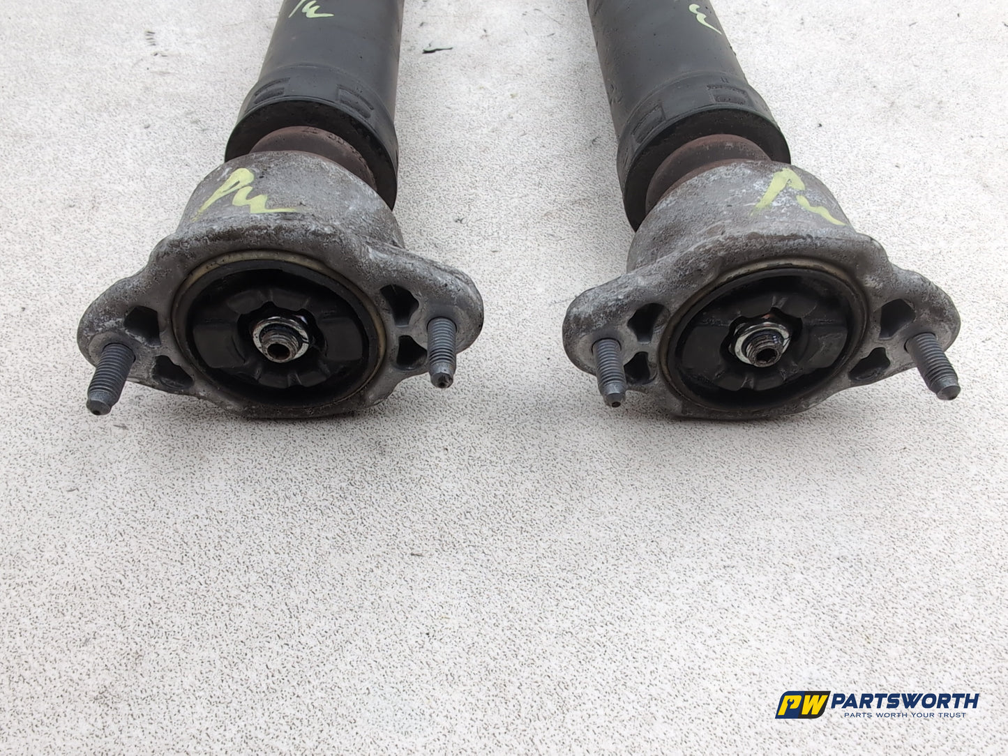 Mercedes-Benz E220 E-Class W212 Rear Shock Absorber Pair A2043260598 2009-2013 - photo 9