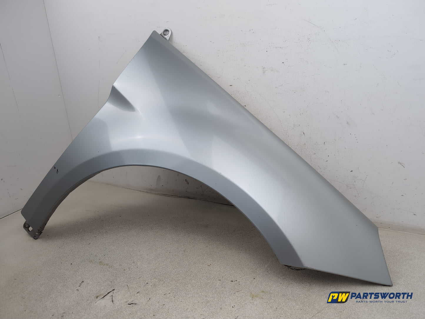 Wing Front RH 3