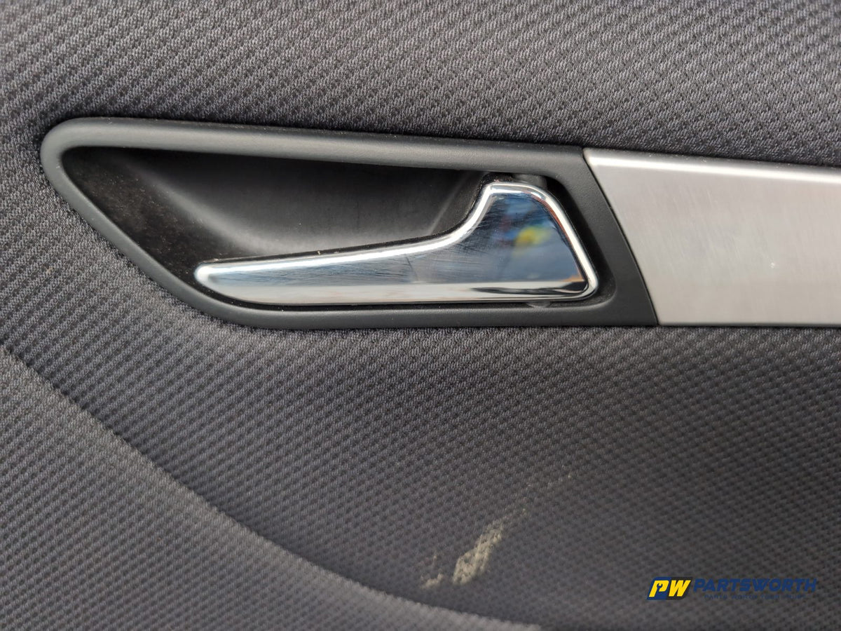 Door Rear RH 9