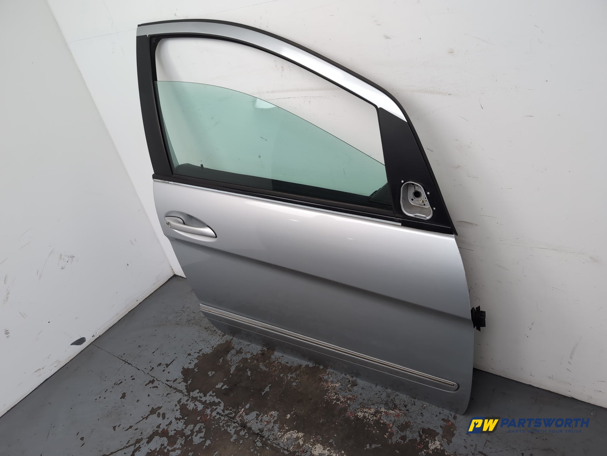 Door Front RH 3