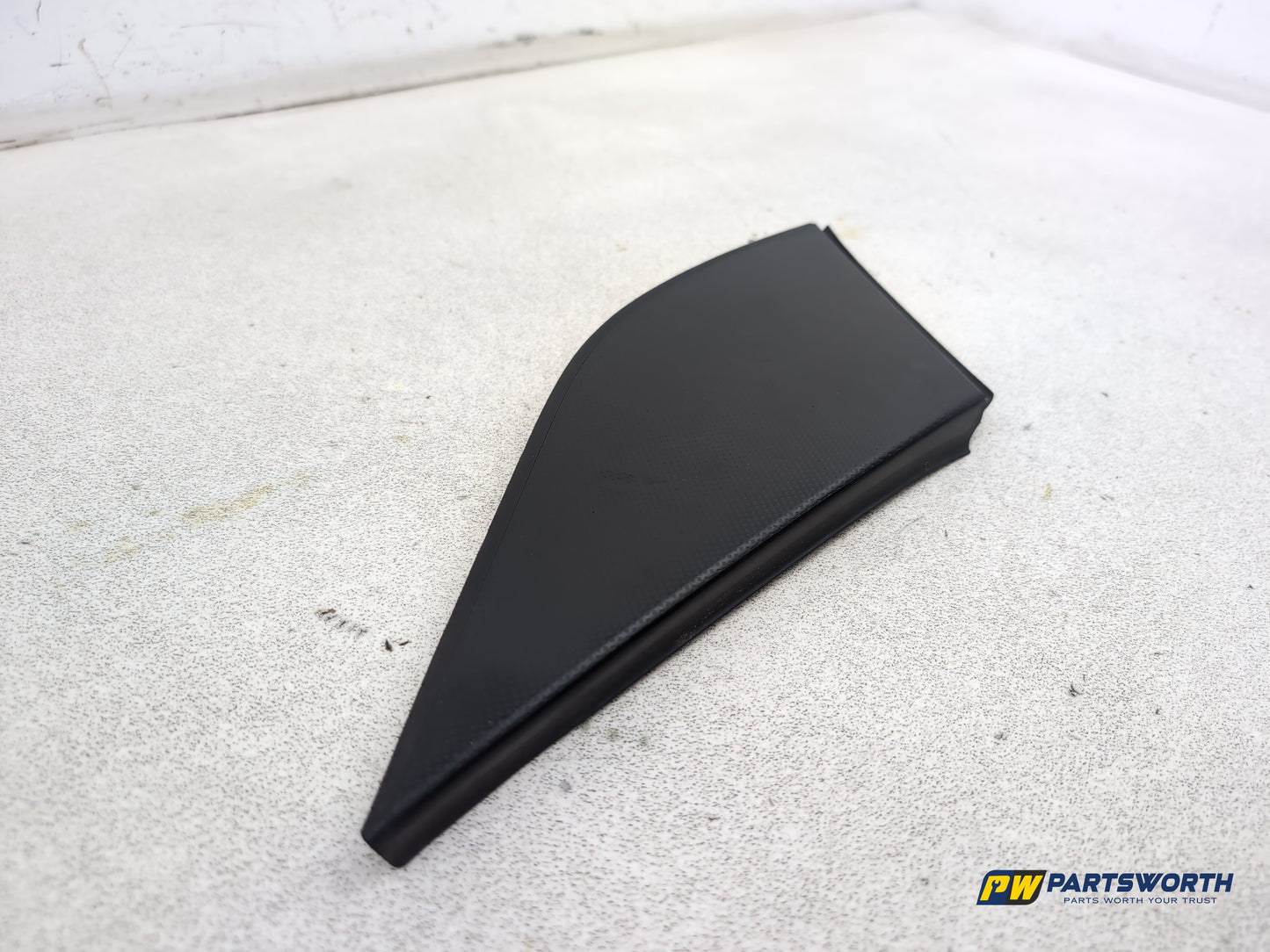 Mercedes-Benz B200 B-Class W245 Front Wing Trim Passenger Side A1696904087 - photo 3