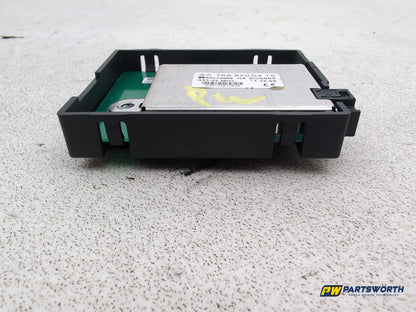 Mercedes-Benz B200 B-Class Aerial Antenna Amplifier Control Unit A1698200475 - photo 3