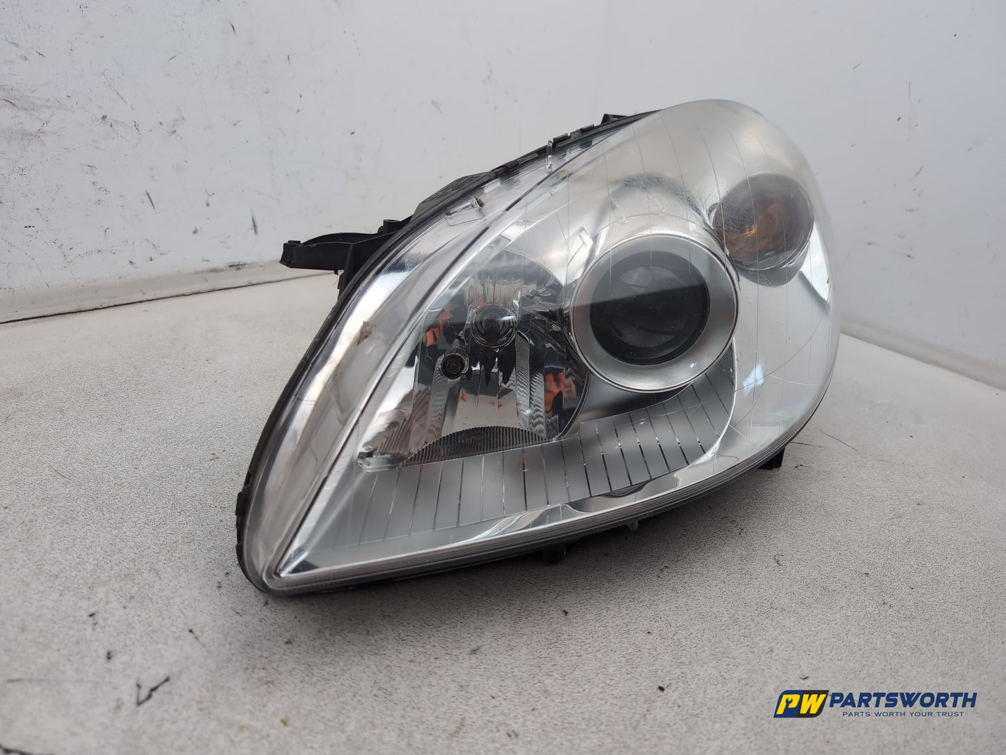 Mercedes-Benz B200 B-Class W245 Headlight Headlamp Lh Passenger Side A1698207961 - photo 3