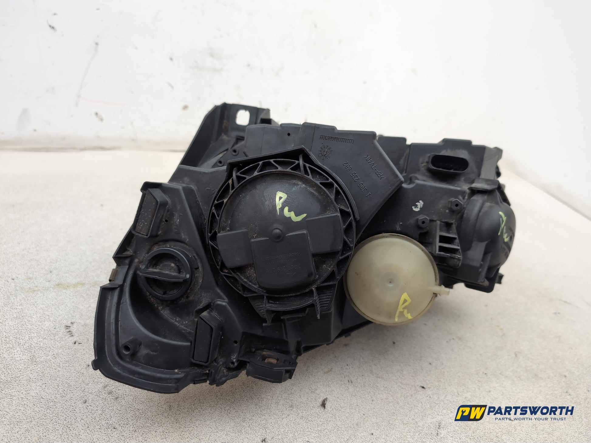 Headlamp RH 9