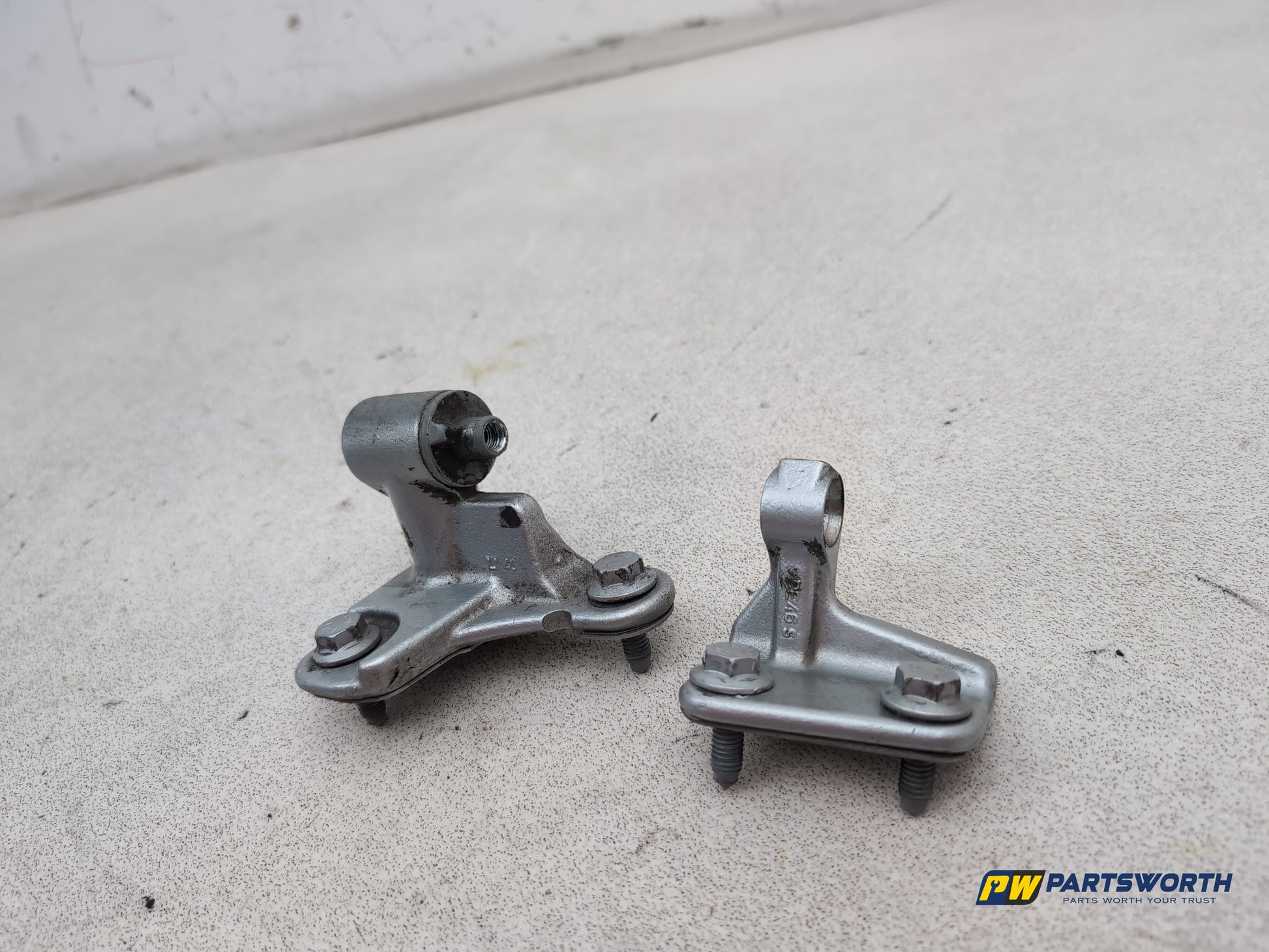 Mercedes-Benz B200 B-Class W245 Door Back Hinge Lh Passenger Side 2005-2011 - photo 3