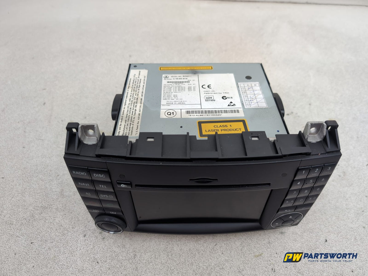 Radio - DAB/CD Player, Display screen + Facia  3