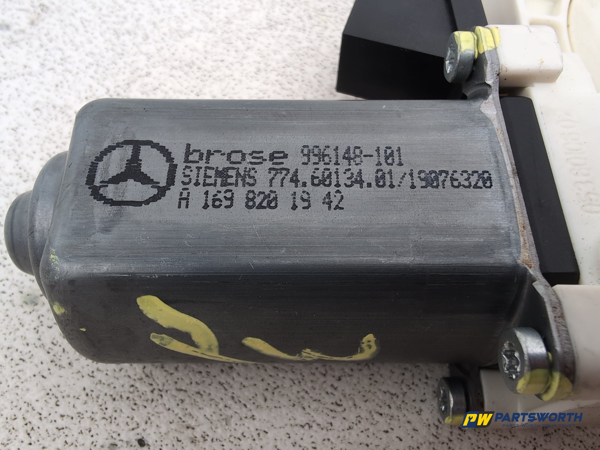 Mercedes-Benz B200 B-Class W245 Rear Door Window Motor Left Side A1698201942 - photo 9