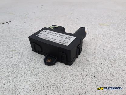 Mercedes-Benz B200 B-Class W245 2.0l Diesel Glow Plug Relay Module A6401532779 - photo 9