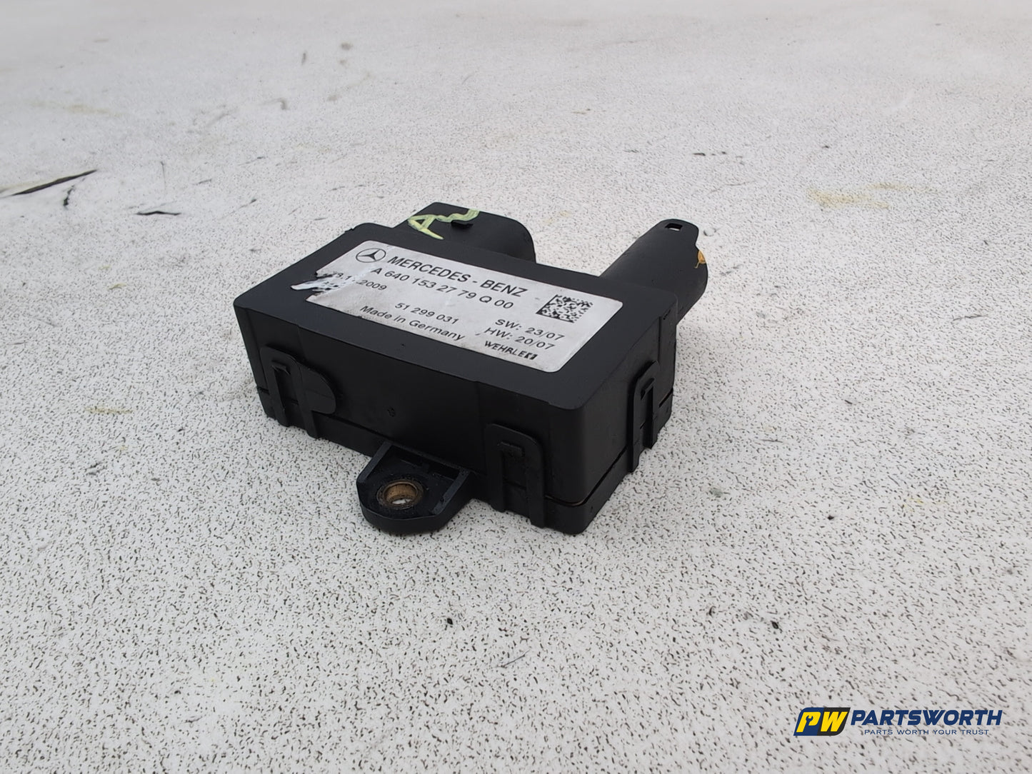 Mercedes-Benz B200 B-Class W245 2.0l Diesel Glow Plug Relay Module A6401532779 - photo 3