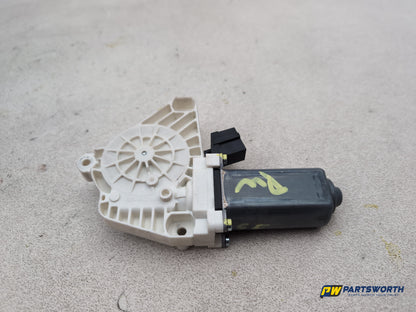 Mercedes-Benz B200 B-Class W245 Left Front Window Motor A1698204342 2005-2011 - photo 3