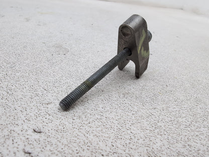 Mercedes-Benz B200 B-Class W245 2.0l Diesel Fuel Injecor Holding Clamp 2005-2011 - photo 3