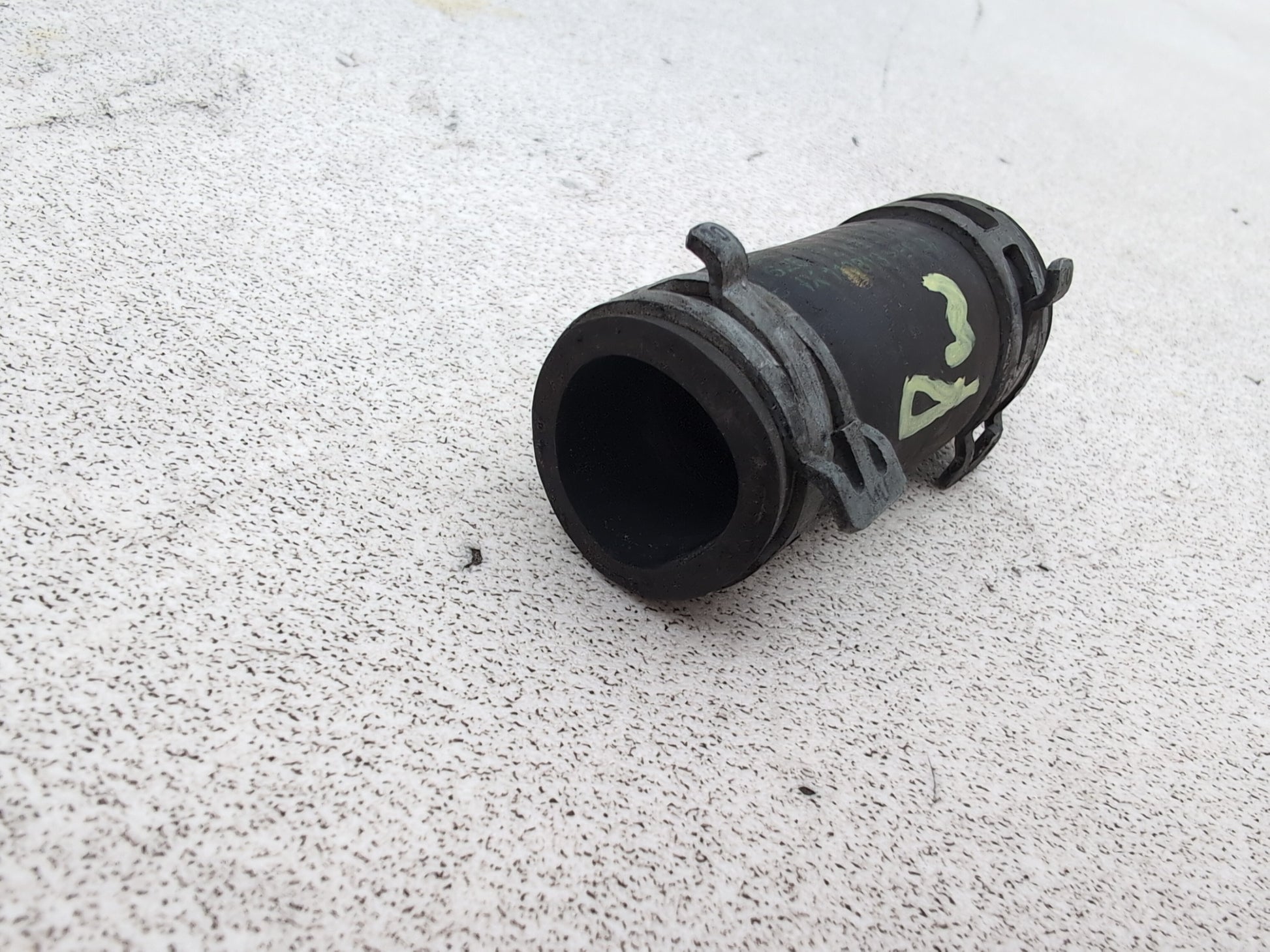 Mercedes-Benz B200 B-Class W245 2.0l Diesel Coolant Hose Pipe A6402031382 - photo 3