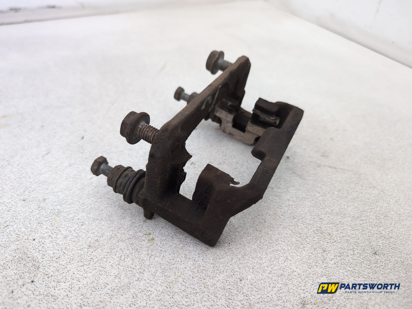 Mercedes-Benz B200 B-Class W245 Brake Rear Caliper Support Rh Driver Side - photo 9