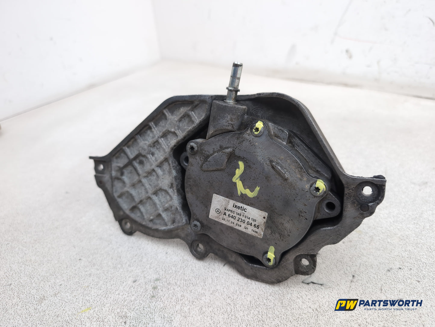 Mercedes-Benz B200 B-Class W245 2.0l Diesel Vacuum Pump A6402300465 2005-2011 - photo 9
