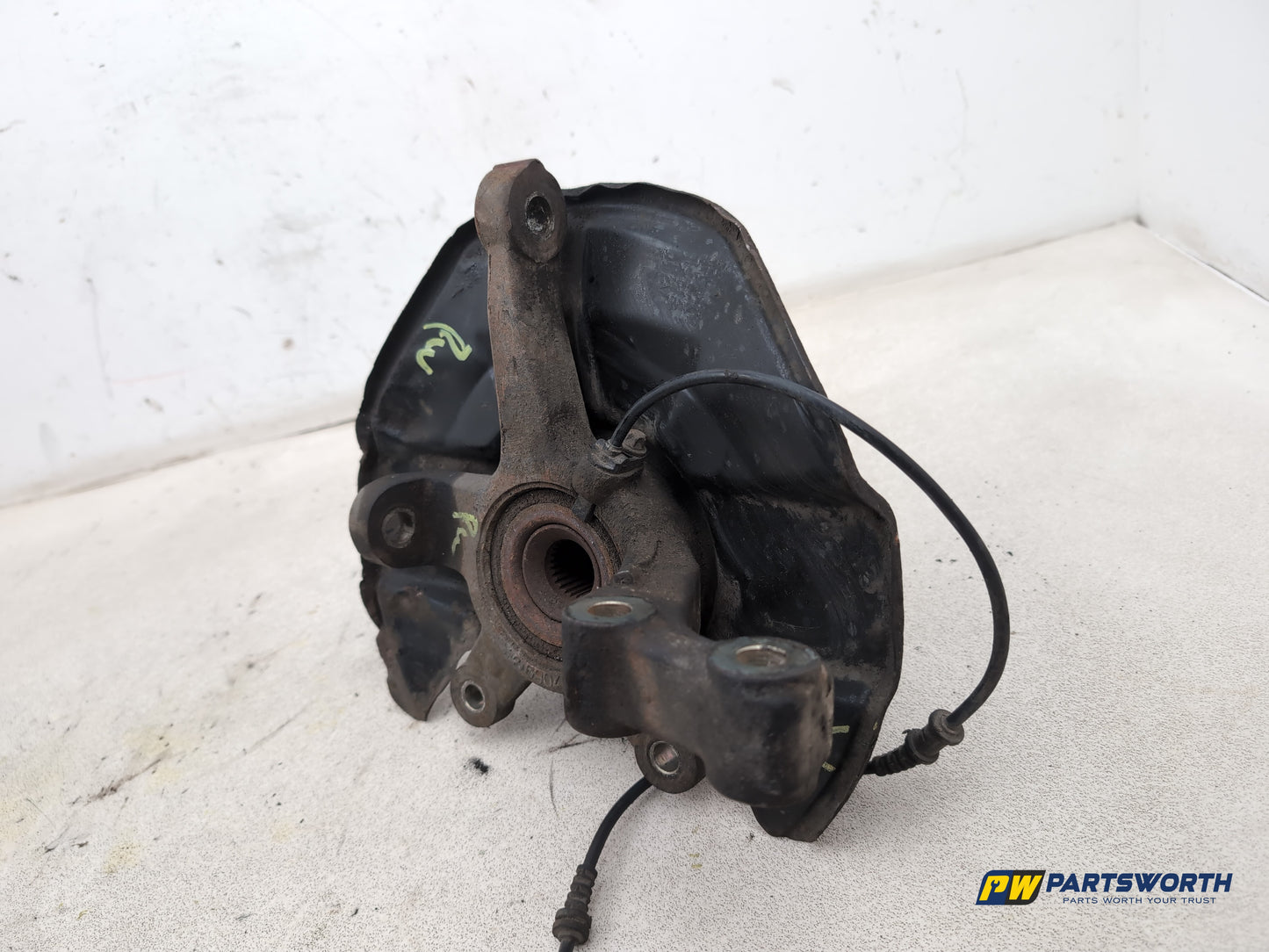 Mercedes-Benz B200 B-Class W245 2.0l Diesel Wheel Hub Front Rh Driver Side - photo 9