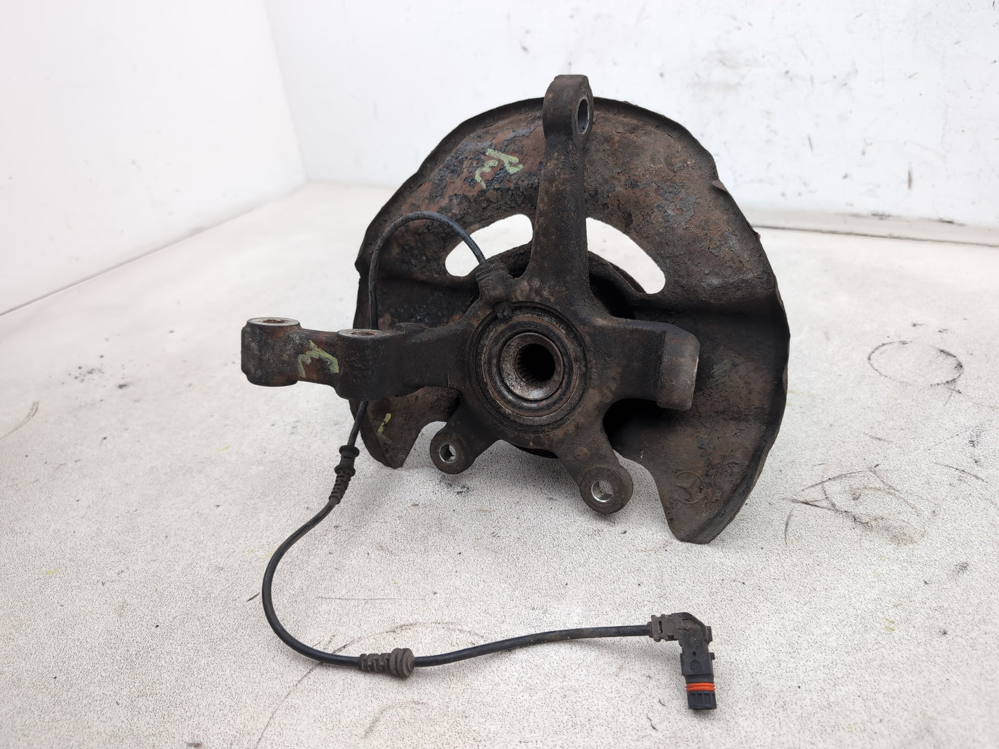 Mercedes-Benz B200 B-Class W245 Wheel Hub Front Lh Passenger Side 2005-2011 - photo 3