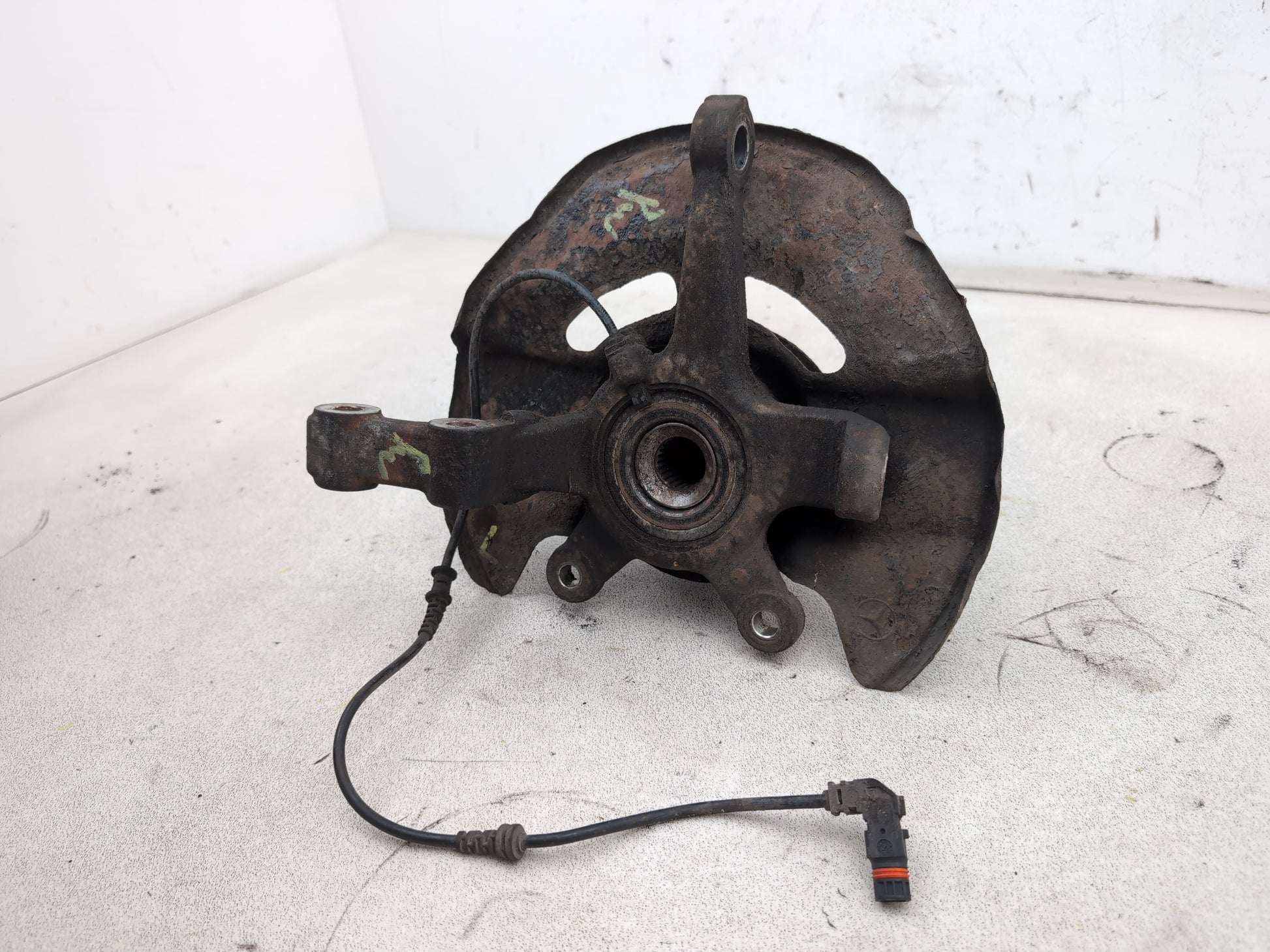 Mercedes-Benz B200 B-Class W245 Wheel Hub Front Lh Passenger Side 2005-2011 - photo 3