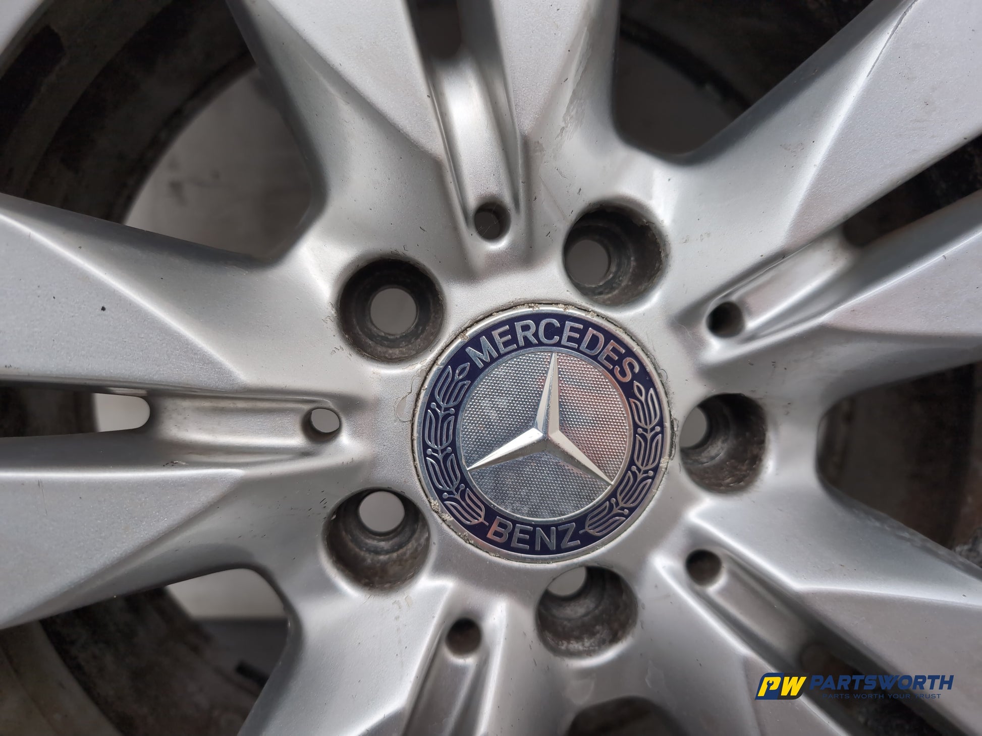 Mercedes-Benz E220 E-Class W212 Wheel With Tyre 205/55 R16 A2124010202 - photo 3