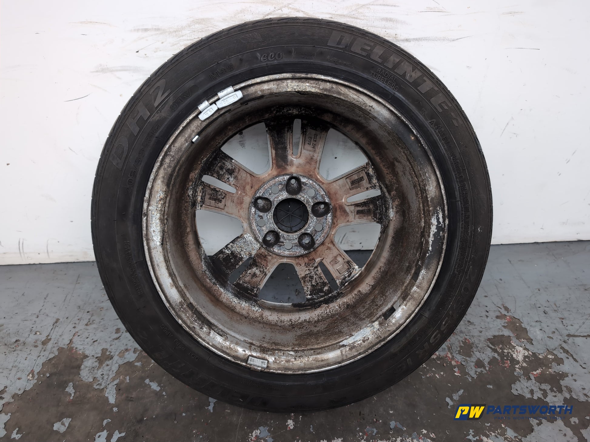 Mercedes-Benz E220 E-Class W212 Wheel With Tyre 205/55 R16 A2124010202 - photo 9