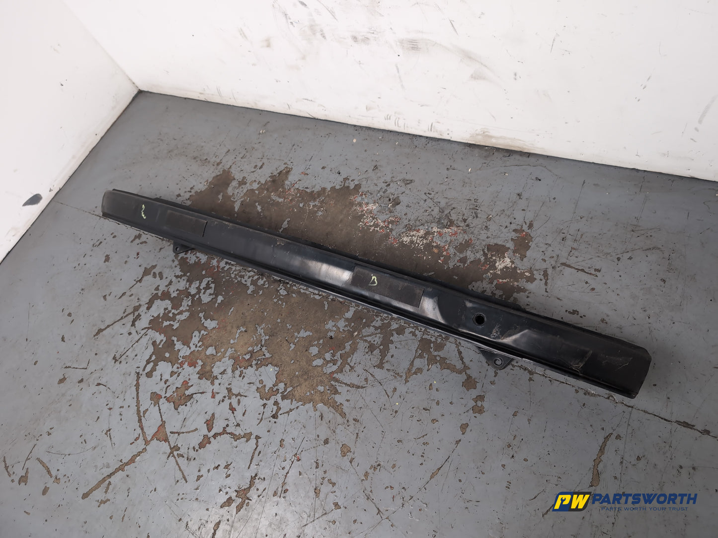 Mercedes-Benz B200 B-Class W245 2.0l Diesel Rear Bumper Crash Bar Reinforcement - photo 3