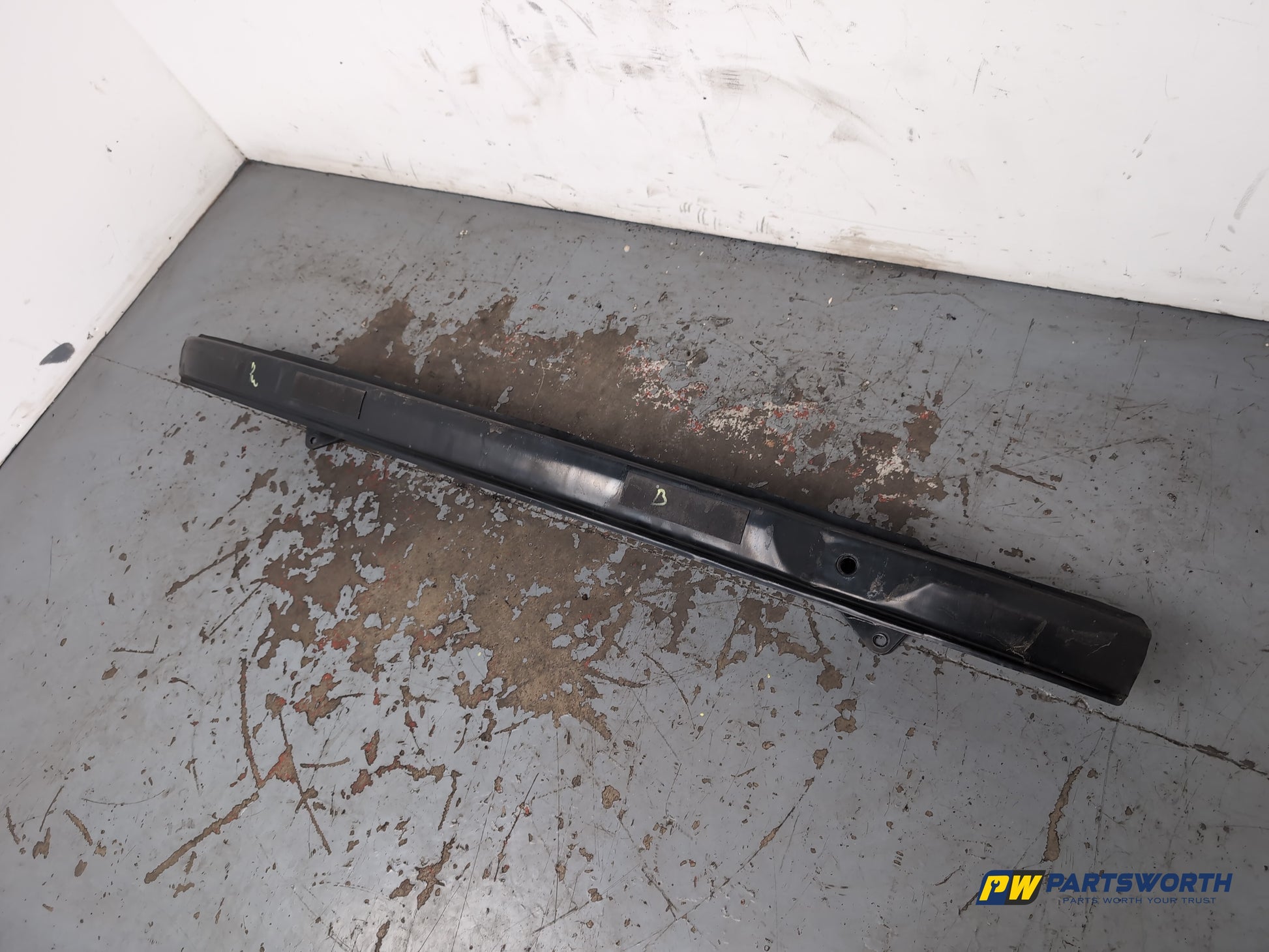 Mercedes-Benz B200 B-Class W245 2.0l Diesel Rear Bumper Crash Bar Reinforcement - photo 3